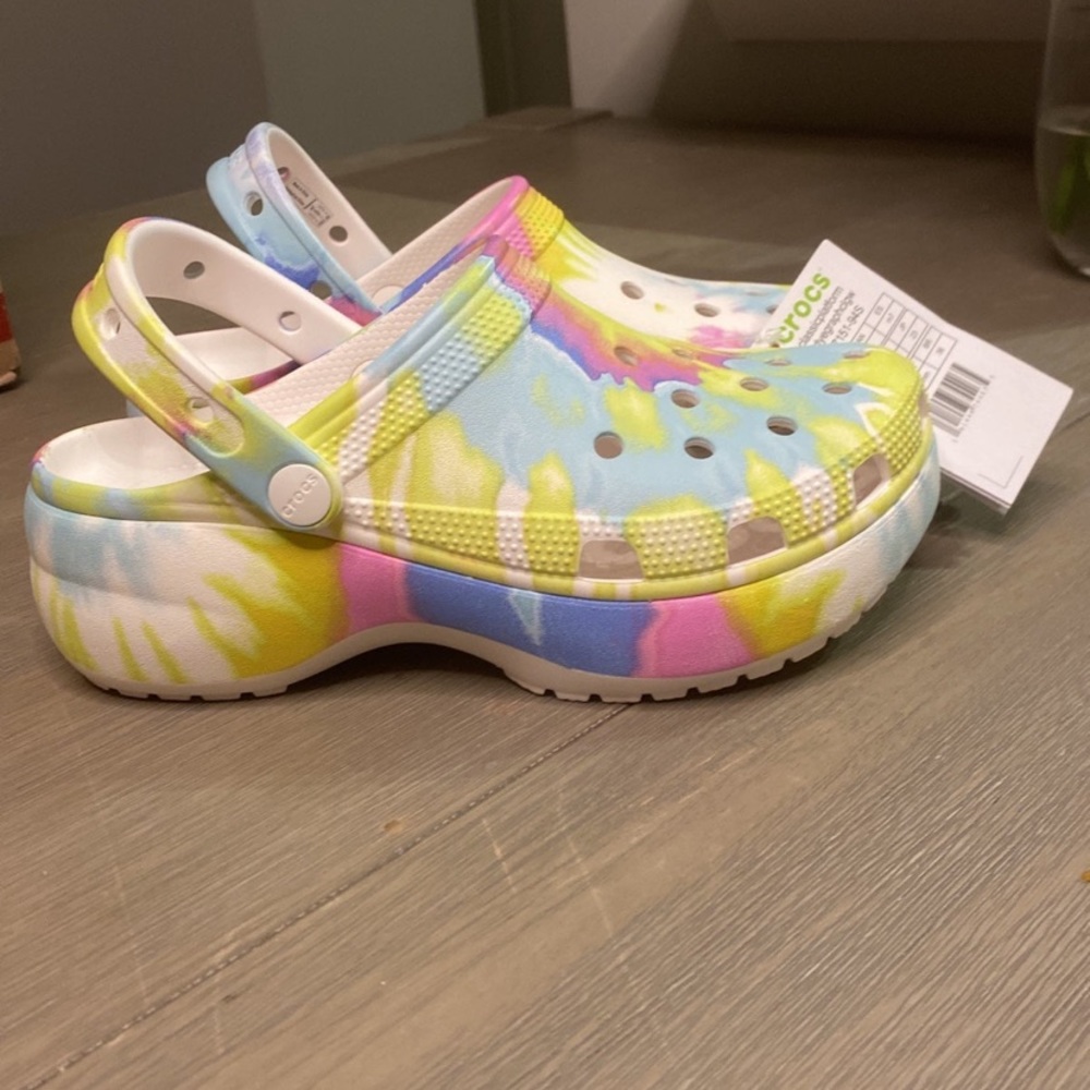 Crocs - Picture 6 of 7